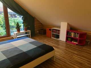 Проживание в семье Room in a Scandinavian Style House Вильнюс Двухместный номер с 1 кроватью, вид на сад-10
